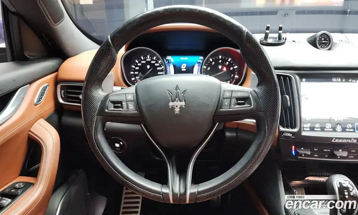 Maserati Levante 2017 3.0 гидро в Москве № 304577, фото 13