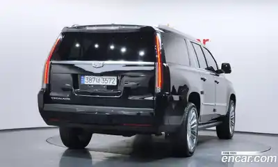 Cadillac Escalade 2018 6.2 гидро в Москве № 306660, миниатюра 2