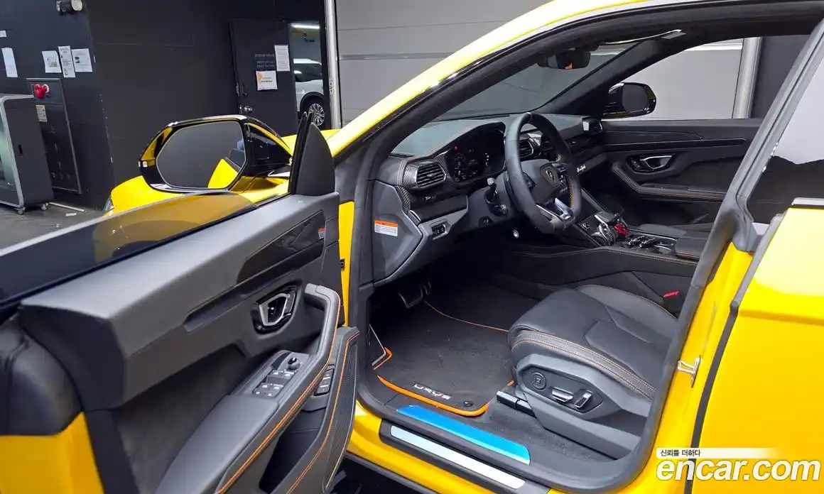 Lamborghini Urus 2024 4.0 гидро в Москве № 320732, фото 11