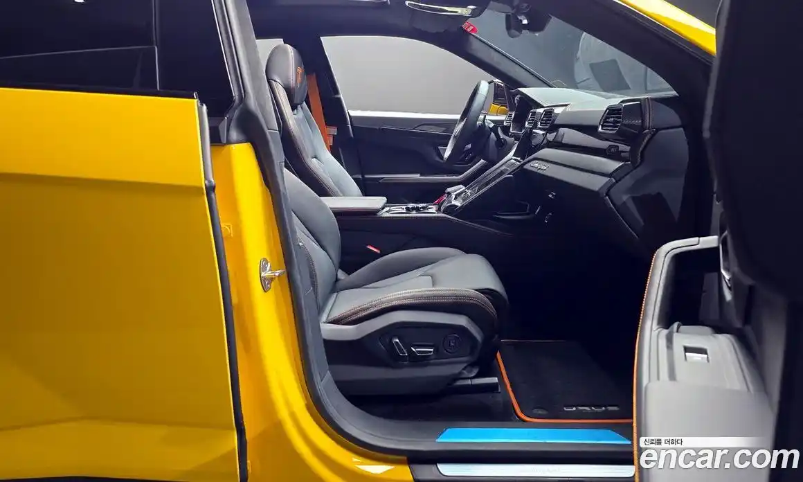 Lamborghini Urus 2024 4.0 гидро в Москве № 320732, фото 10