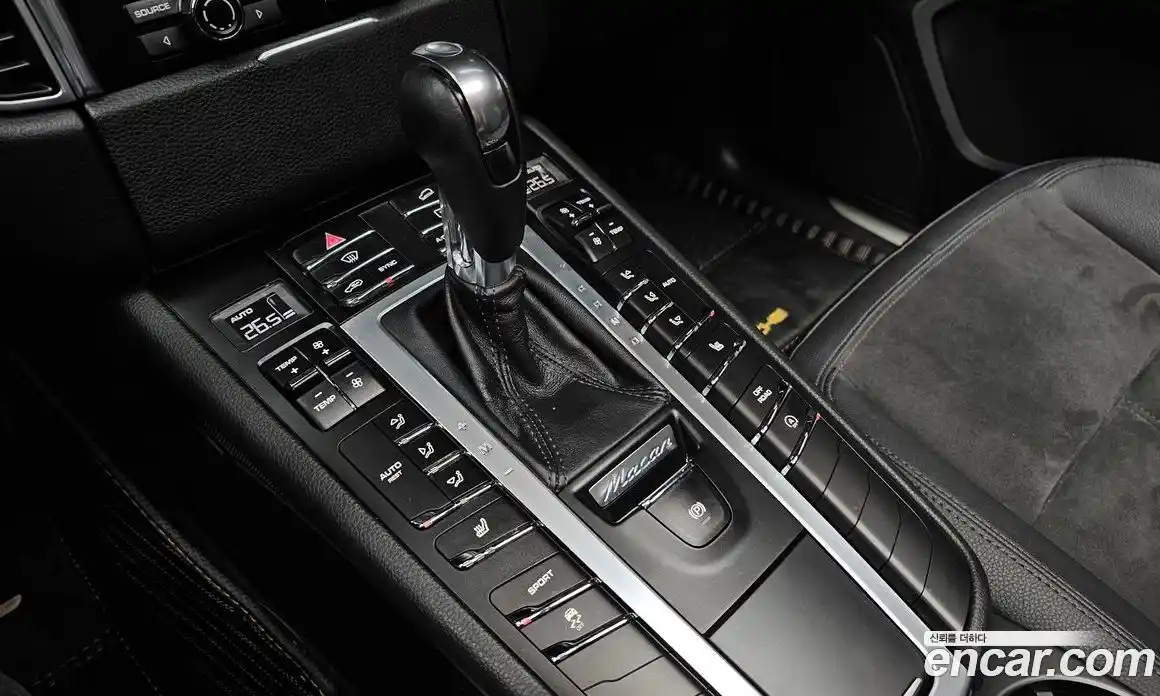 Porsche Macan 2015 3.0 гидро в Москве № 326979, фото 9