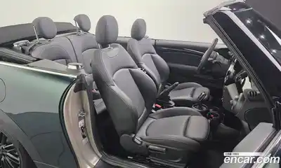 Mini Cooper Convertible 2024 1.5 гидро в Москве № 328762, миниатюра 12