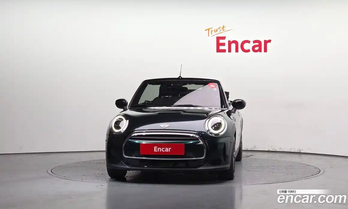 Mini Cooper Convertible 2024 1.5 гидро в Москве № 328762, фото 3