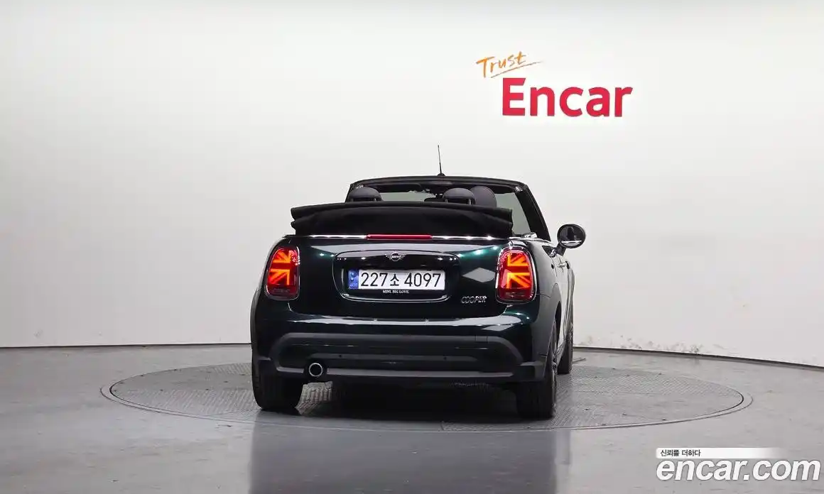 Mini Cooper Convertible 2024 1.5 гидро в Москве № 328762, фото 4