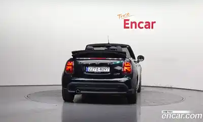 Mini Cooper Convertible 2024 1.5 гидро в Москве № 328762, миниатюра 4