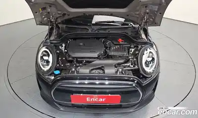 Mini Cooper Convertible 2024 1.5 гидро в Москве № 328762, миниатюра 6