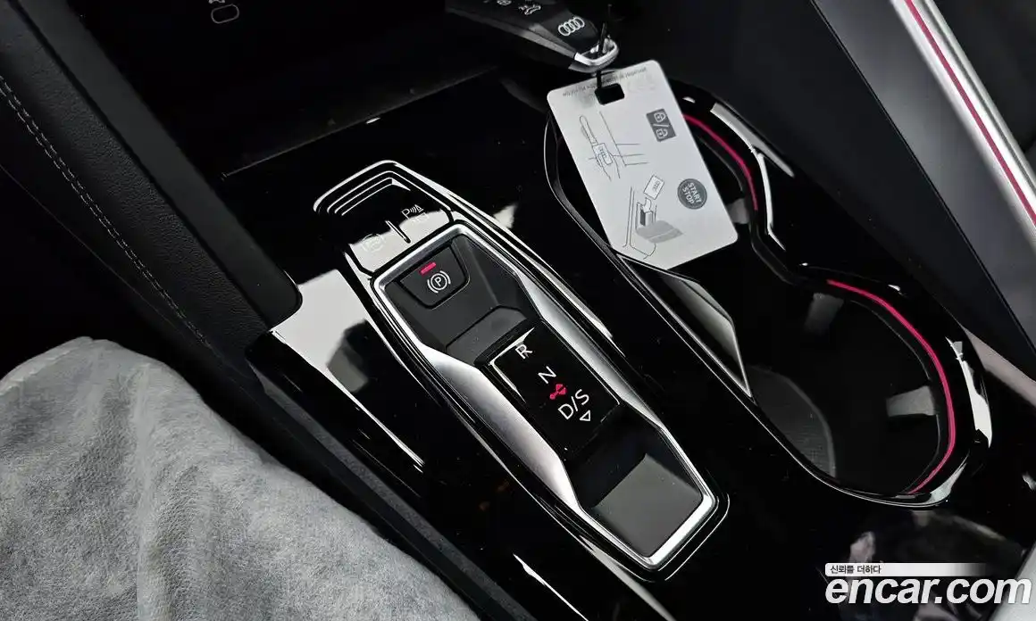 Audi Q5 2025 2.0 гидро в Москве № 343214, фото 9