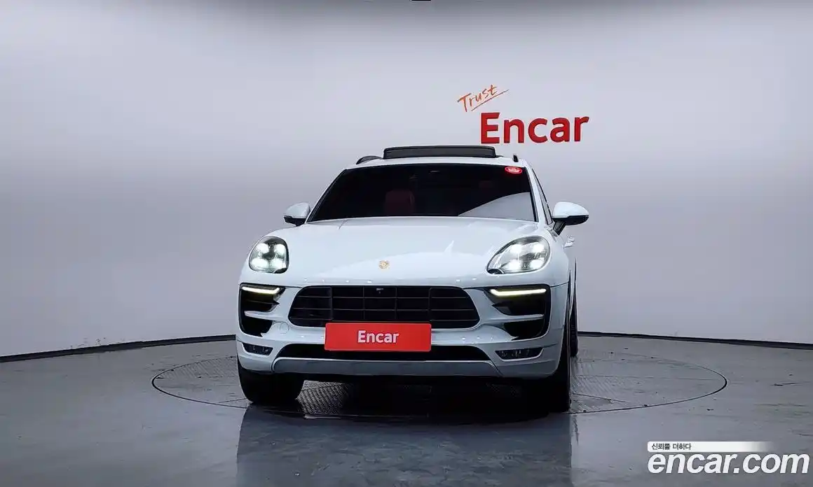 Porsche Macan 2018 3.0 гидро в Москве № 374225, фото 3