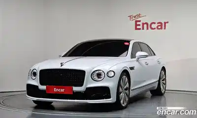 Bentley Flying Spur, 2022