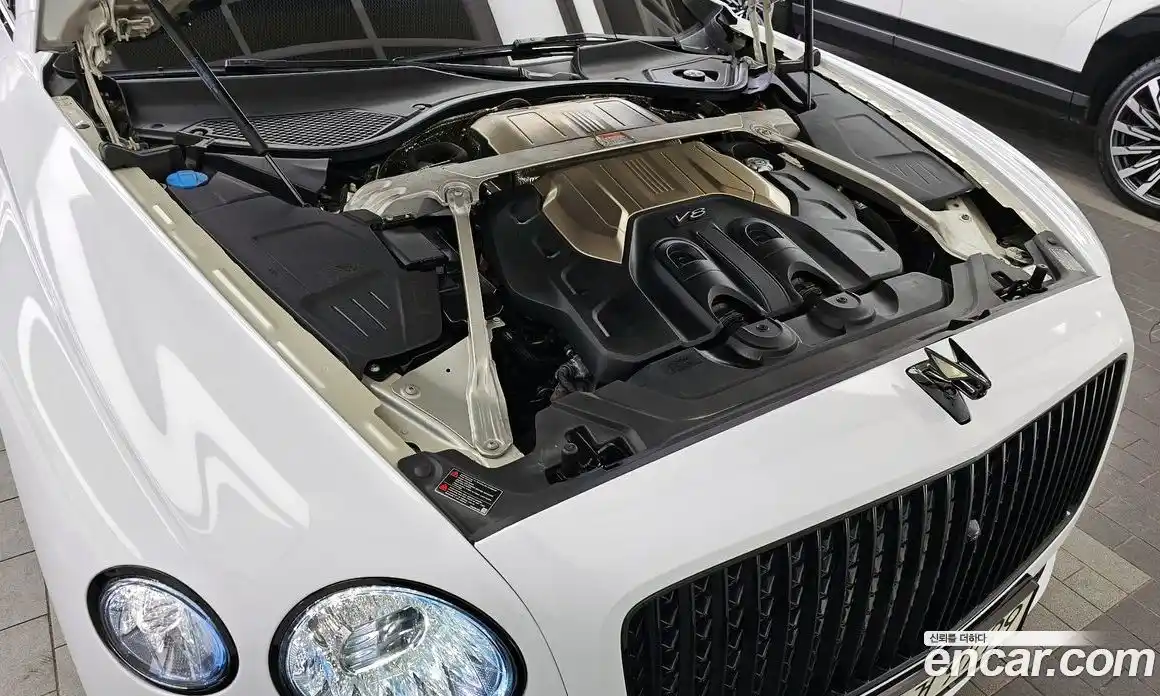 Bentley Flying Spur 2022 4.0 гидро в Москве № 387195, фото 6