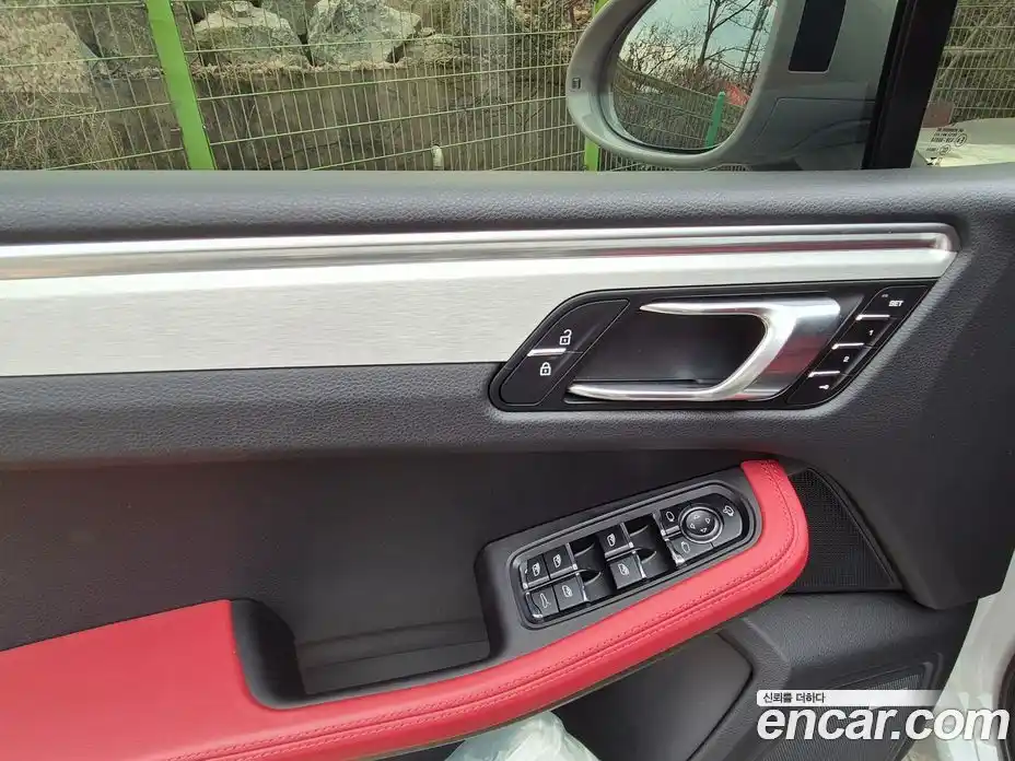 Porsche Macan 2023 2.9 гидро в Москве № 416014, фото 15