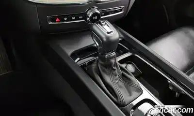 Volvo XC60 2018 2.0 гидро в Москве № 497616, миниатюра 9
