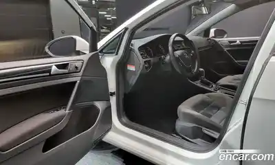 Volkswagen Golf 2015 2.0 гидро в Москве № 628917, миниатюра 11