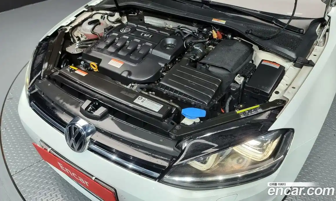 Volkswagen Golf 2015 2.0 гидро в Москве № 628917, фото 6