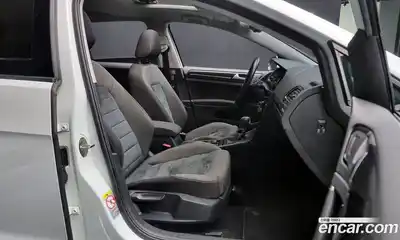 Volkswagen Golf 2015 2.0 гидро в Москве № 628917, миниатюра 10