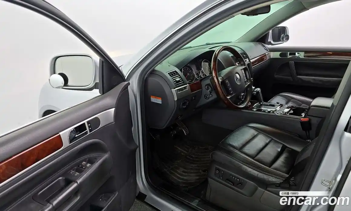 Volkswagen Touareg 2006 4.2 гидро в Москве № 629082, фото 10