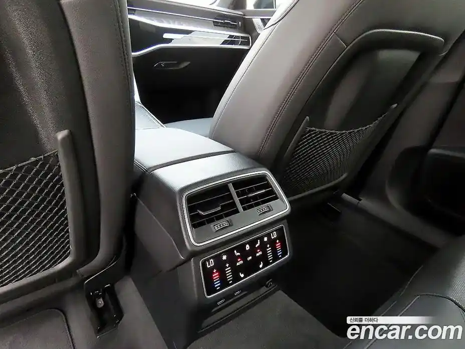 Audi A6 2022 2.0 гидро в Москве № 651080, фото 20