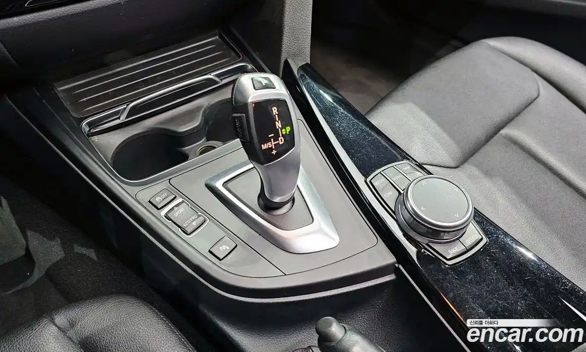BMW 3-Series 2018 2.0 гидро в Москве № 721321, фото 9