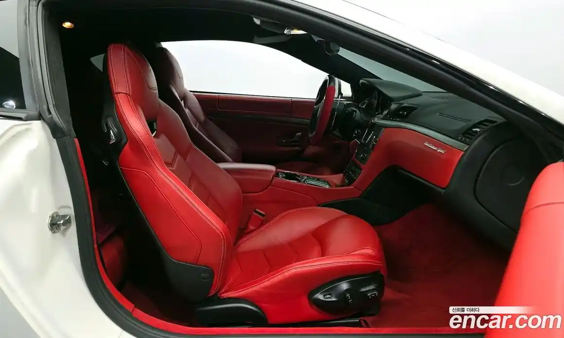 Maserati GranTurismo 2014 4.7 гидро в Москве № 723836, фото 11