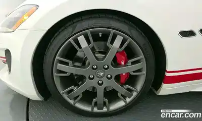 Maserati GranTurismo 2014 4.7 гидро в Москве № 723836, миниатюра 5