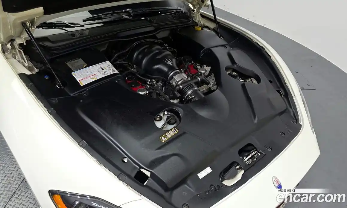 Maserati GranTurismo 2014 4.7 гидро в Москве № 723836, фото 6