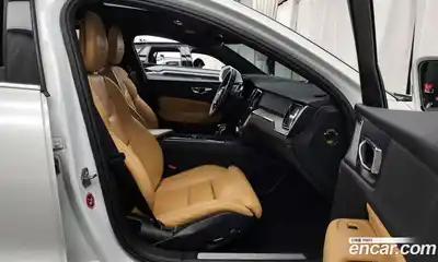 Volvo S60 2019 2.0 гидро в Москве № 724013, миниатюра 11