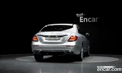 Mercedes-Benz E-Class 2020 2.0 гидро, миниатюра 4