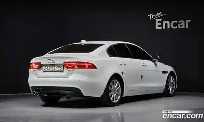 Jaguar XE 2017 2.0 гидро в Москве № 757718, миниатюра 2