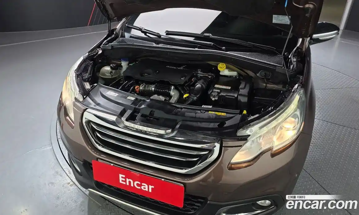 Peugeot 2008 2015 1.6 гидро в Москве № 759712, фото 6