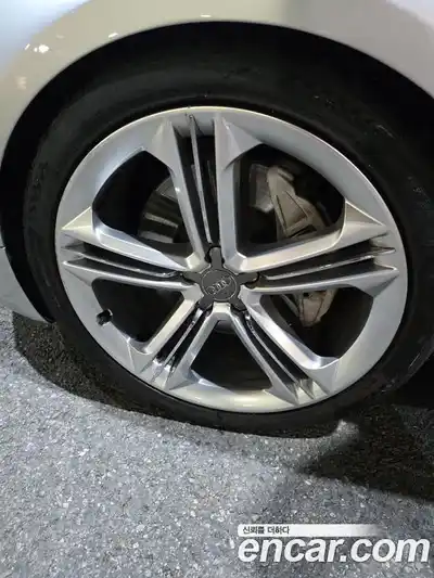 Audi A8 2011 4.2 гидро в Москве № 765330, миниатюра 6