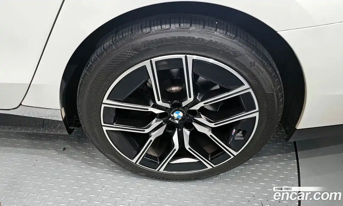 BMW 7-Series 2023 3.0 гидро в Москве, фото 5
