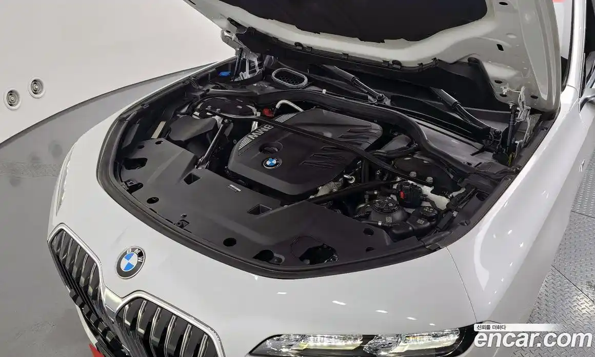 BMW 7-Series 2023 3.0 гидро в Москве, фото 6