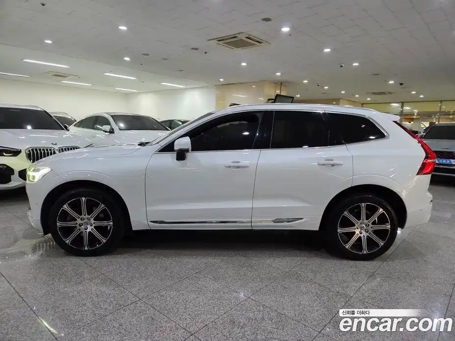 Volvo XC60 2020 2.0 гидро в Москве № 860514, фото 3
