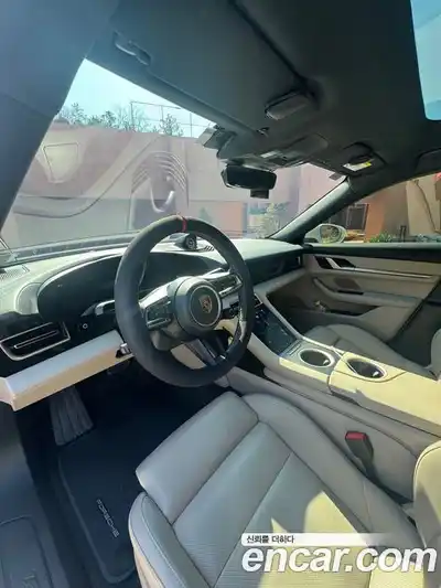 Porsche Taycan 2022 гидро в Москве № 860830, миниатюра 8