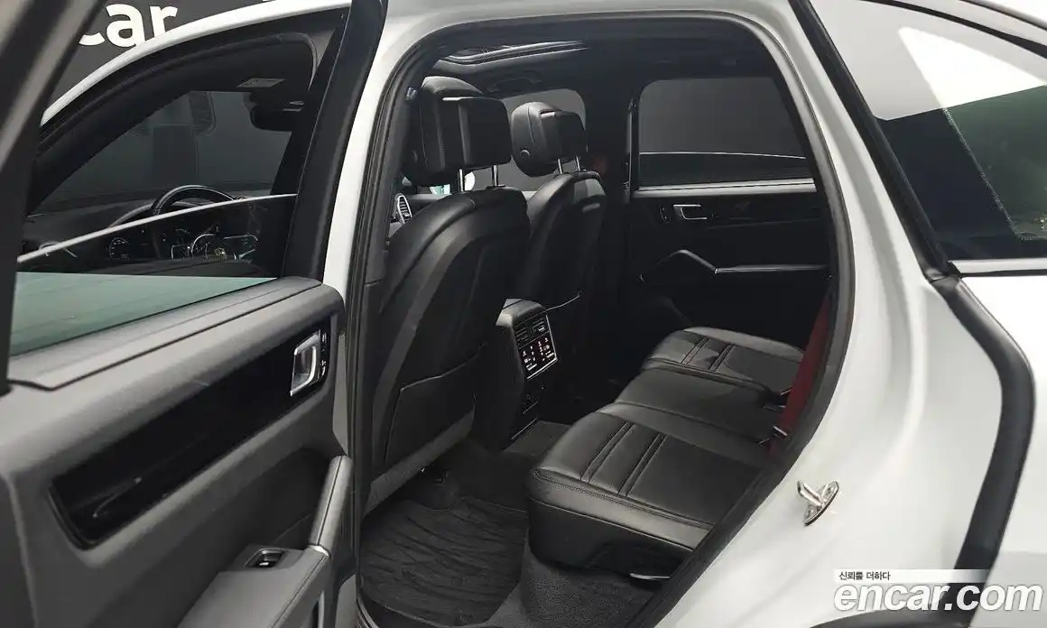 Porsche Cayenne 2019 3.0 гидро в Москве № 860837, фото 12