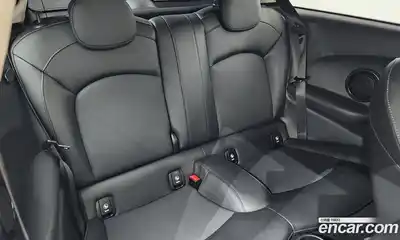 Mini Cooper 2022 1.5 гидро в Москве № 861432, миниатюра 12