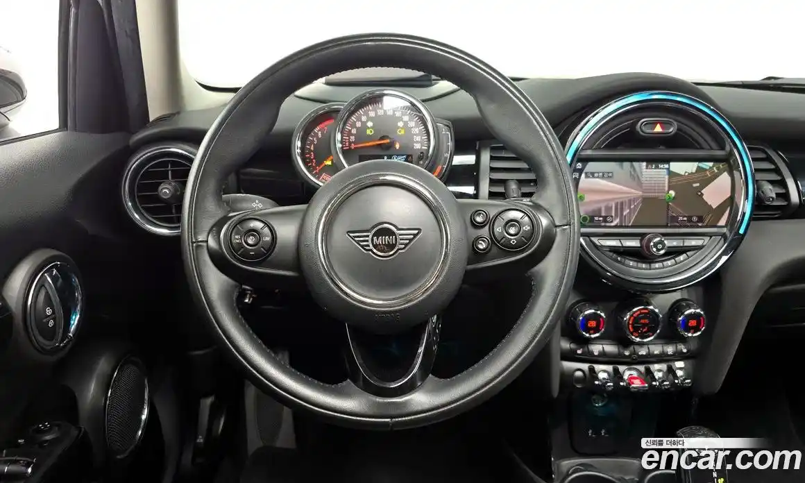 Mini Cooper 2020 1.5 гидро в Москве № 861504, фото 13