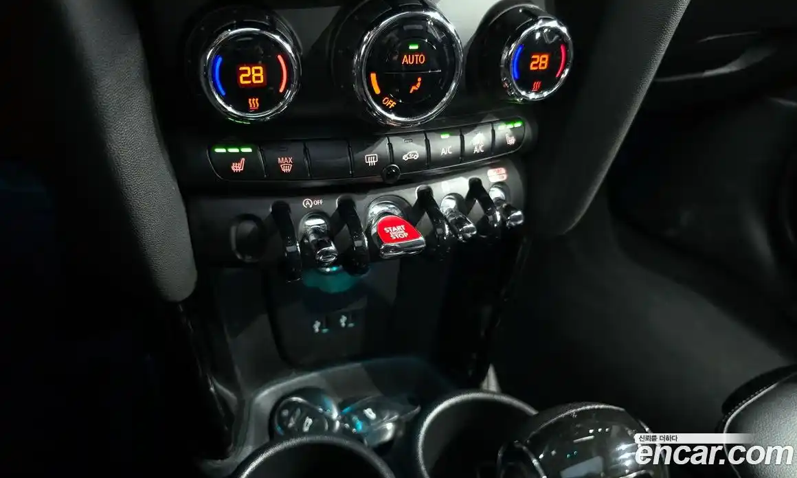 Mini Cooper 2020 1.5 гидро в Москве № 861504, фото 18