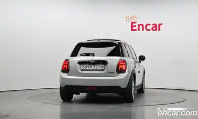 Mini Cooper 2020 1.5 гидро в Москве № 861504, миниатюра 4