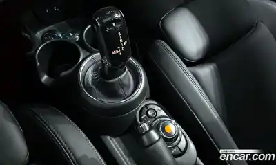Mini Cooper 2020 1.5 гидро в Москве № 861504, миниатюра 9