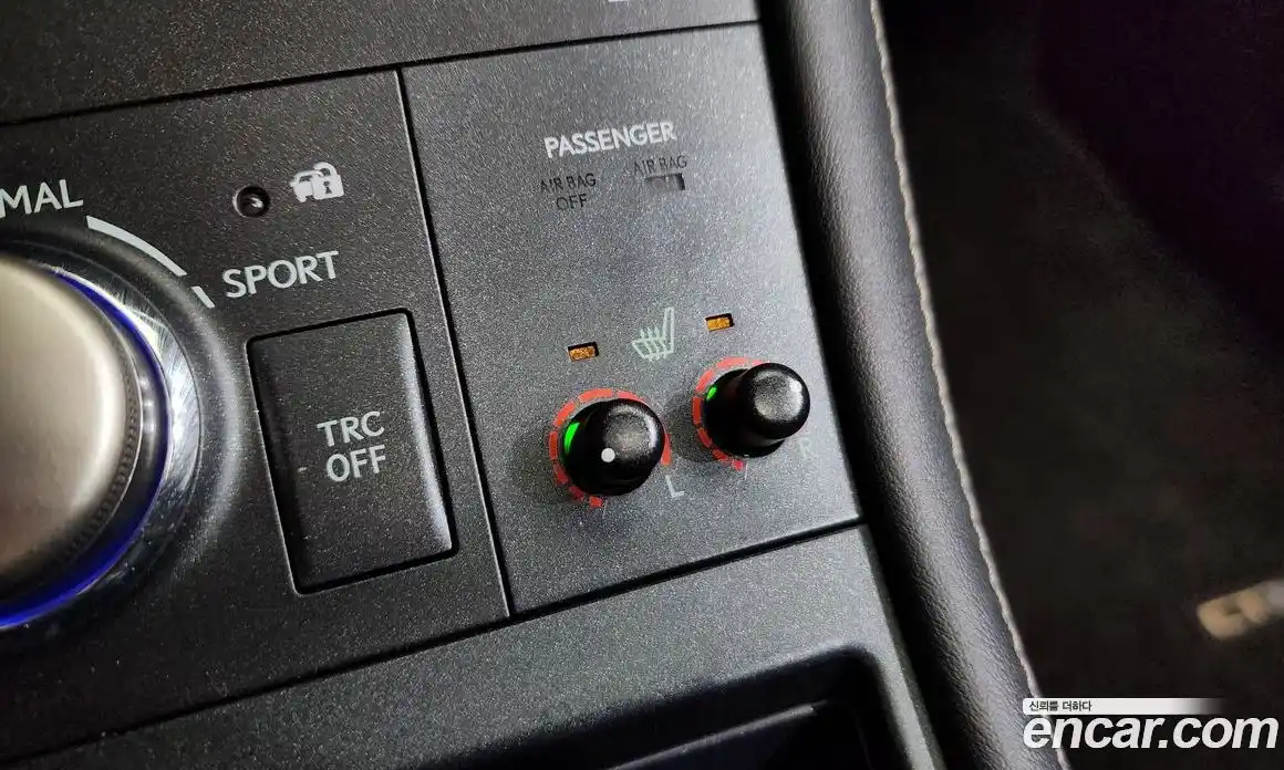 Lexus CT200h 2017 1.8 гидро в Москве № 862055, фото 17