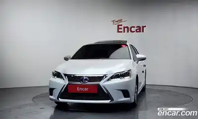 Lexus CT200h 2017 1.8 гидро в Москве № 862055, миниатюра 3