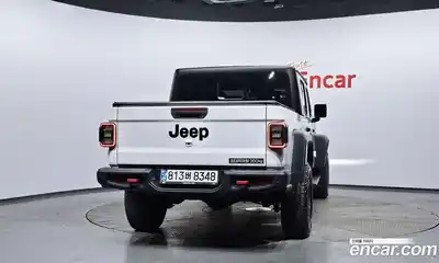 Jeep Gladiator 2023 3.6 гидро в Москве № 862796, миниатюра 4