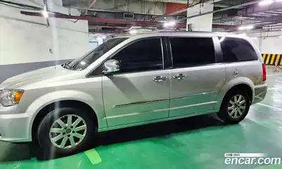 Chrysler Grand Voyager, 2011