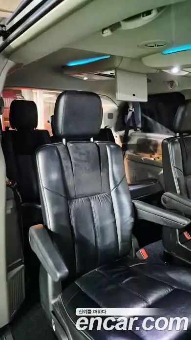Chrysler Grand Voyager 2011 3.6 гидро в Москве № 864424, фото 16