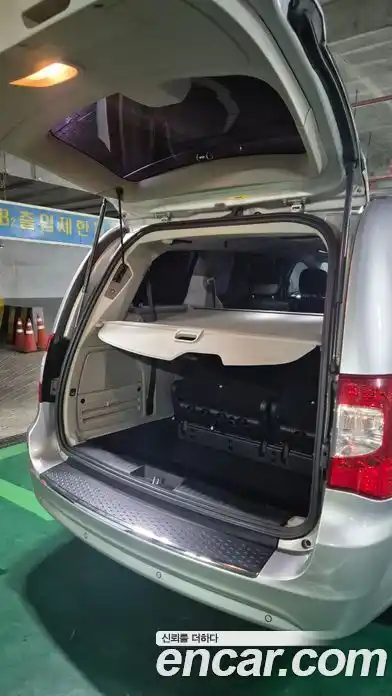 Chrysler Grand Voyager 2011 3.6 гидро в Москве № 864424, миниатюра 2