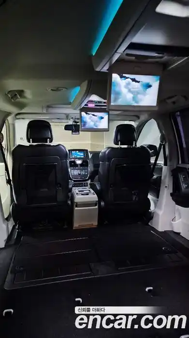 Chrysler Grand Voyager 2011 3.6 гидро в Москве № 864424, миниатюра 6