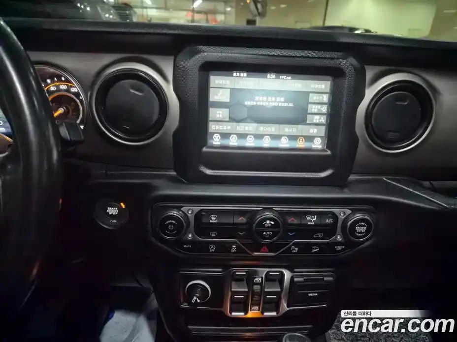 Jeep Wrangler 2020 2.0 гидро в Москве № 896686, фото 11