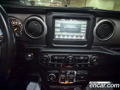 Jeep Wrangler 2020 2.0 гидро в Москве № 896686, миниатюра 11