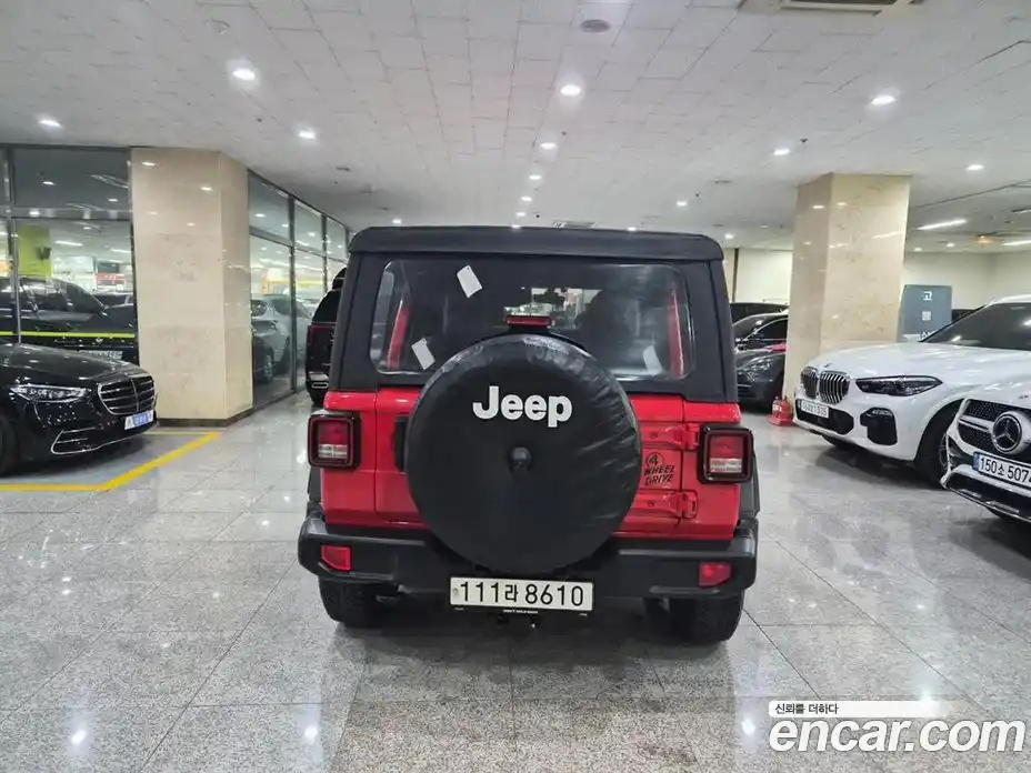Jeep Wrangler 2020 2.0 гидро в Москве № 896686, фото 4